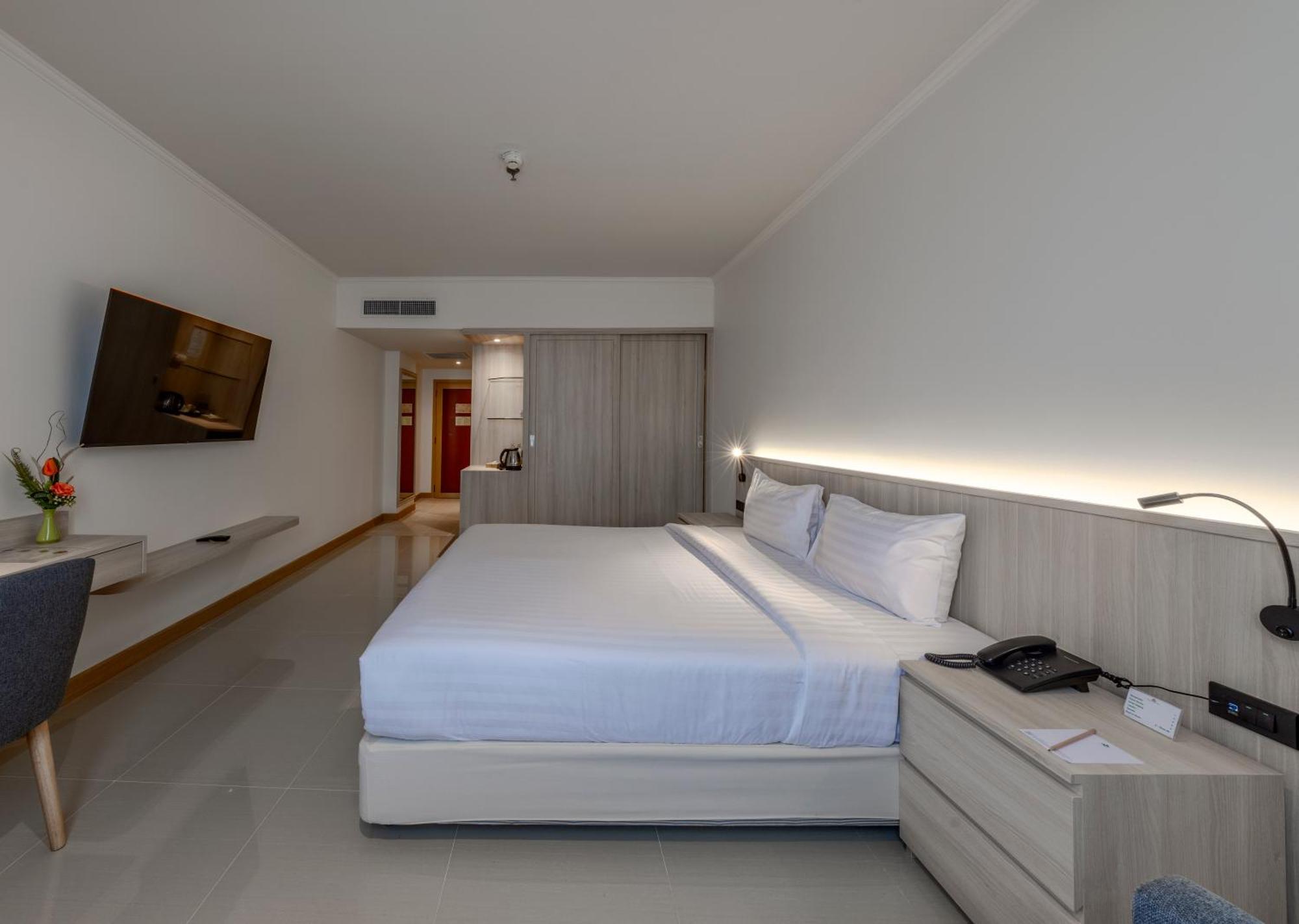 The Maruay Garden Hotel Bangkok Esterno foto