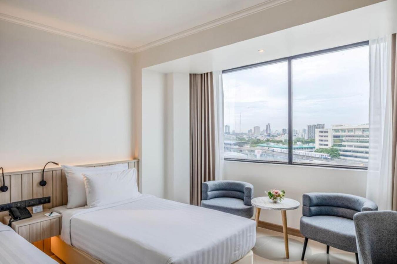 The Maruay Garden Hotel Bangkok Esterno foto