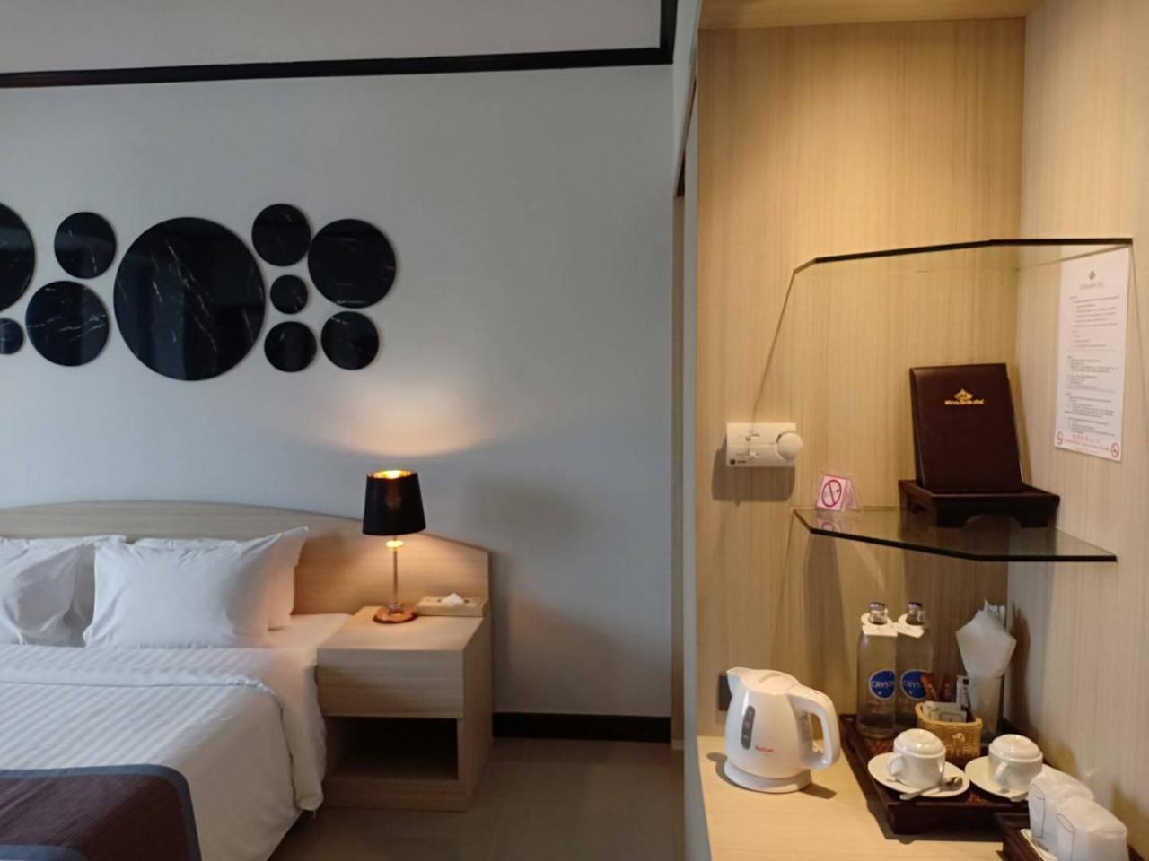 The Maruay Garden Hotel Bangkok Esterno foto