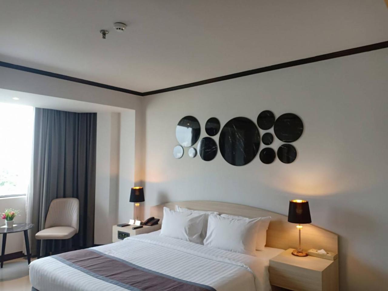 The Maruay Garden Hotel Bangkok Esterno foto